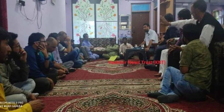 Hell with Protocol: BJP District President summons BDO along with staff to his house, BDO obliges