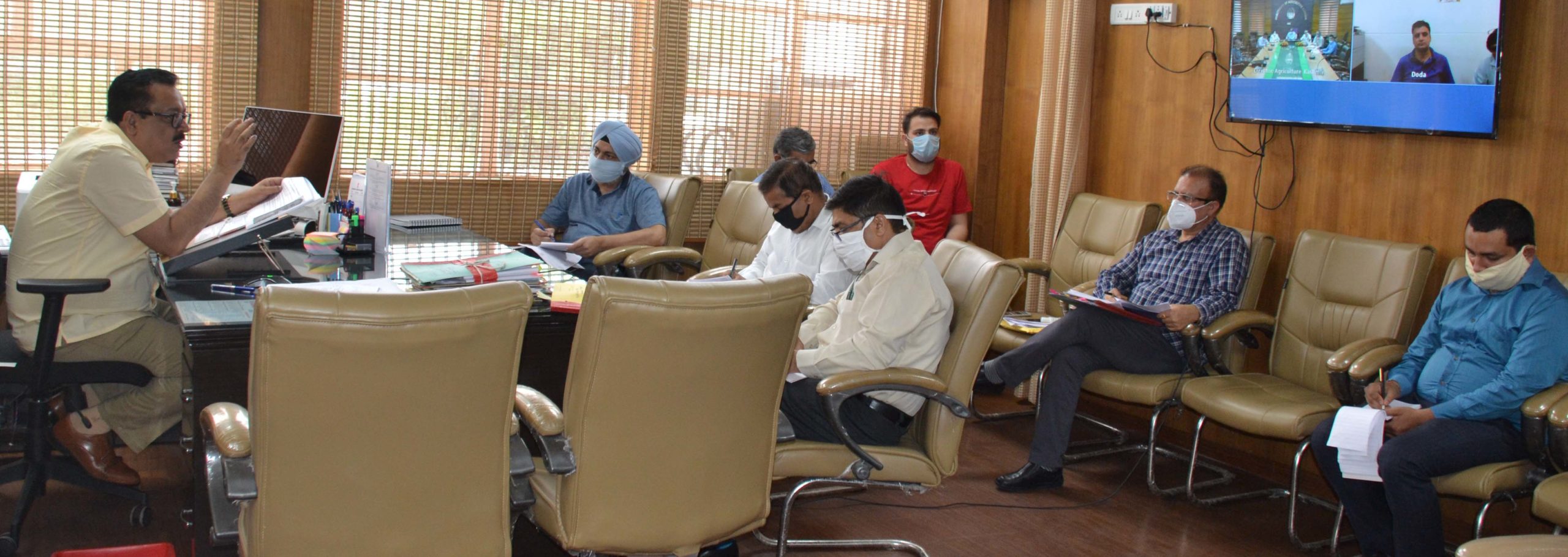 Navin Choudhary holds officers meet, discusses preparation of projects under PM Aatma Nirbhar Bharat Scheme