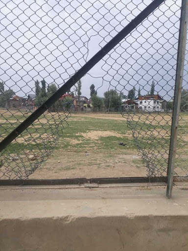 Youth demand Natipora playfield’s maintenance