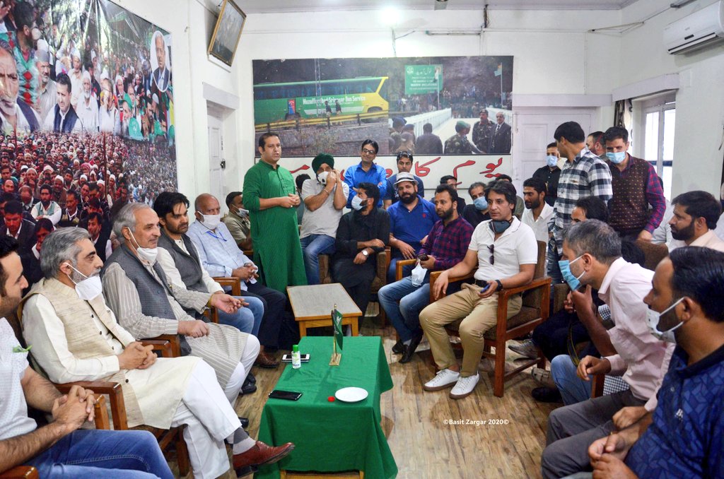 PDP holds first meet in Kashmir after Art 370 roll back
