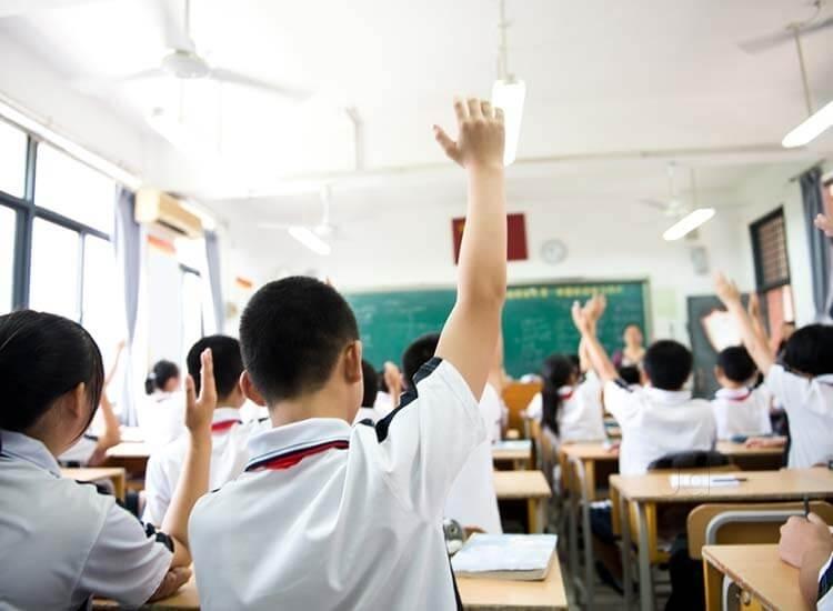 Students of BHSS Qalamabad being asked to pay Rs 50 for bonafide certificates; authorities assure action