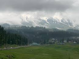 Gulmarg receives the first snowfall of the season