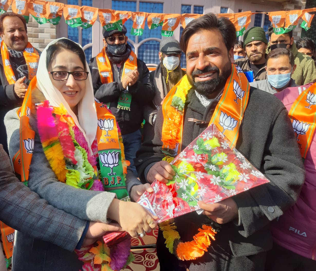 DDC Contestants, Sarpanchs & Panchs among others Joined BJP in Kulgam