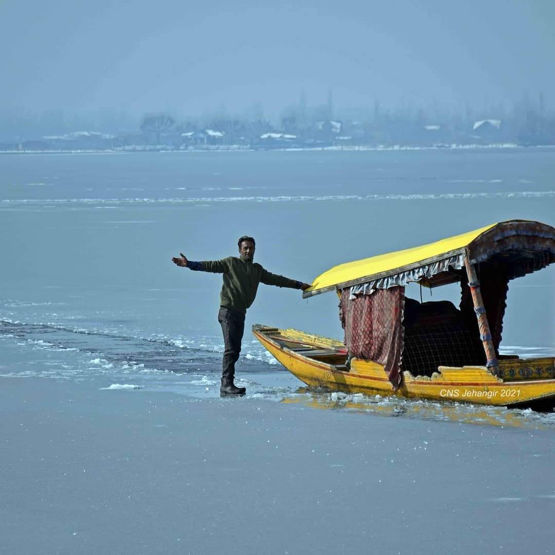 Srinagar Records Second Coldest Night in Last 3 Decades: MET Officials