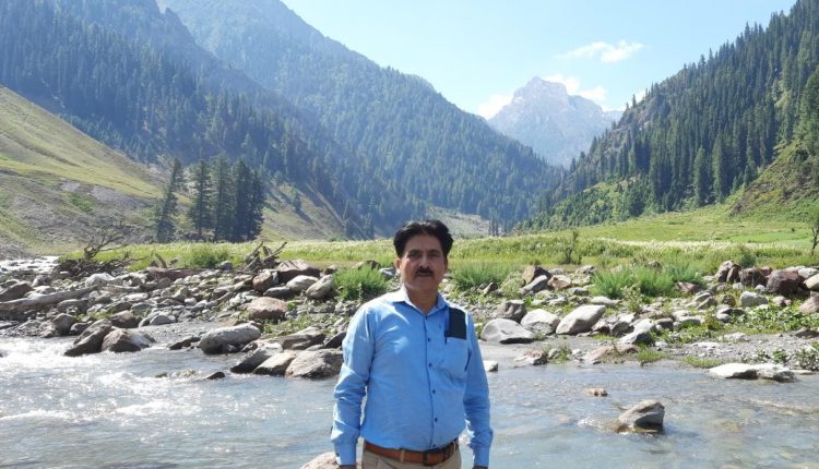 On duty 48-year-old BDO dies of ‘suffocation due to gas poisoning’ in Gurez valley.