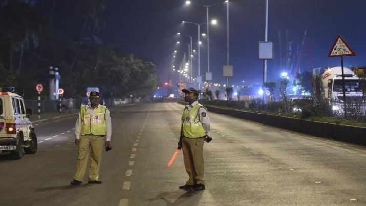 Night Curfew To Impose in All Districts of J&K, Public Transport Intake Capacity Reduced 50%: LG Manoj Sinha