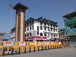 Covid19: No Plans For Lockdown in Kashmir, Follow SOPs To Prevent Situation From Worsening says Div Com P K Pole