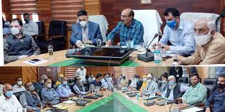 Dir Agri Kashmir discusses marketing of produce with Kisan Board members amid pandemic