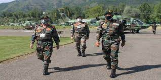 Army Chief Reviews Security In The Kashmir Valley