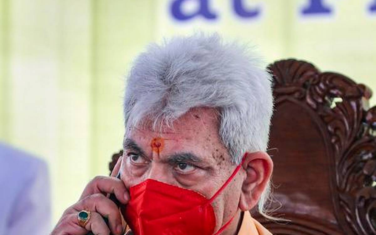 “Jungle Raj” ended in J&K in 2020:  LG Sinha on I-Day