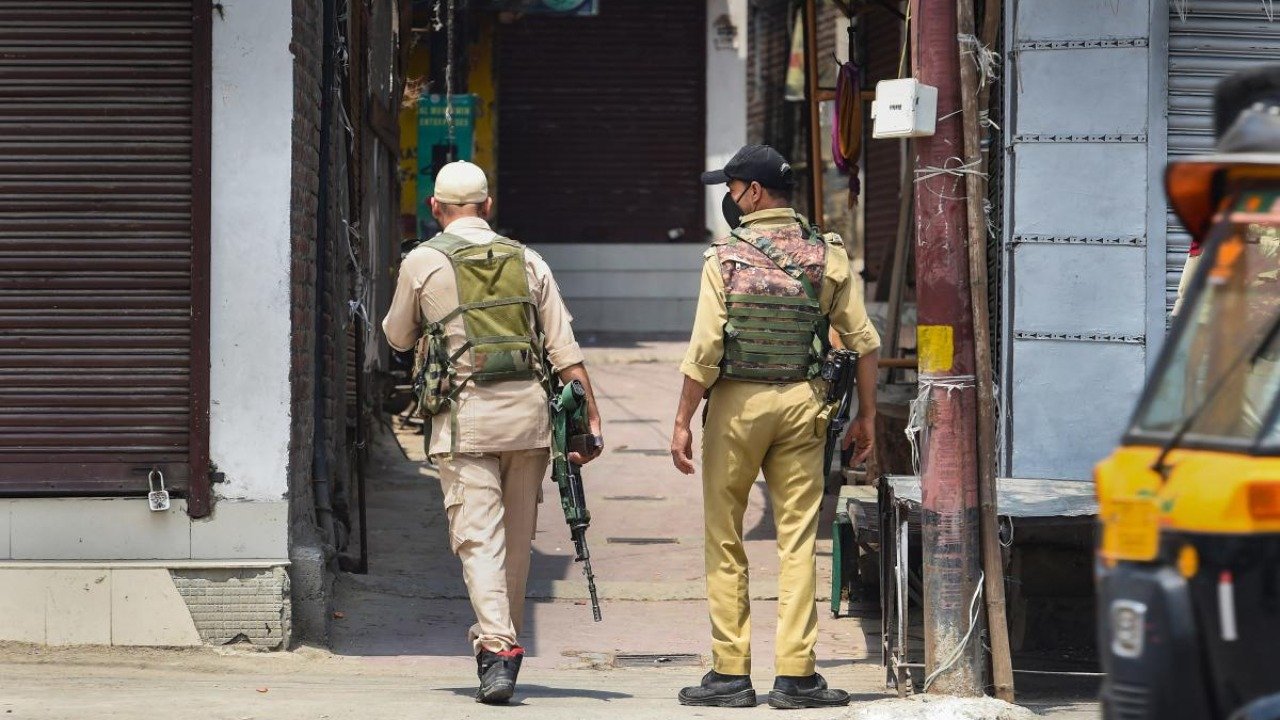 Major NIA crackdown on banned organization Jamaat-e-Islami in J-K