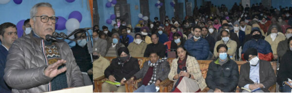 Advisor Farooq Khan holds joint meeting of PRIs, Officers at Nowshera