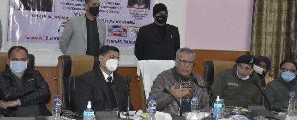 Advisor Farooq Khan reviews development scenario in Rajouri