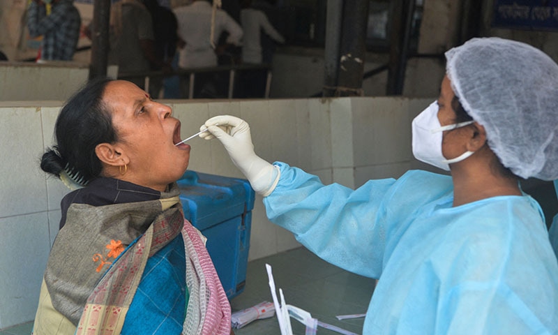India Reports 90,928 New COVID-19 Cases, Omicron Tally at 2,630..