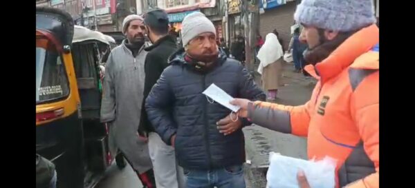Cultural Unit Srinagar organizes Road Show at H.S.H Street, Srinagar