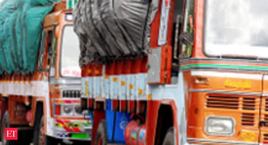 650 apple boxes stolen from truck in Shopian