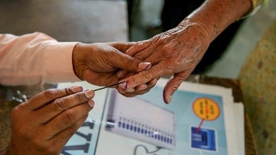 Indian state elections kick off with polling in UP