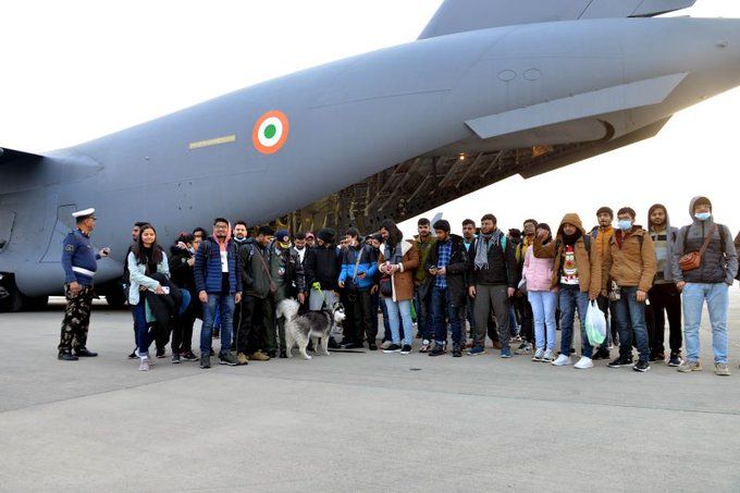 Evacuated Indian students from Sumy reach Delhi