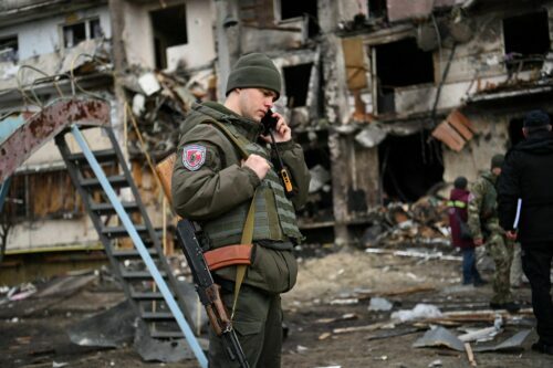 Kiev confirms opening of humanitarian corridors