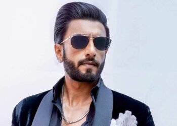 Ranveer Singh has a blast at Premier League Football in London