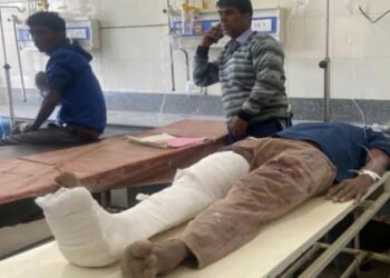 2 non-locals labourers injured in Pulwama attack