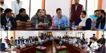 Nuzhat Ishfaq chairs public hearing camp at Manasbal