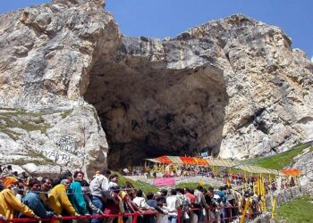 Eye on historic Amarnath pilgrimage this year; Additional forces begin arriving in Valley