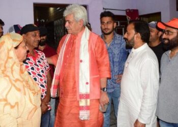 J&K LG meets cricketer Umran in Jammu; says govt will take care of his training