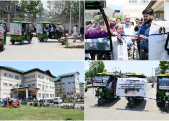 DC Ganderbal inaugurates E-rickshaw service at DH