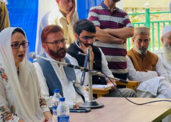 Waqf Board Chairperson visited prominent shrines in Ganderbal and Srinagar