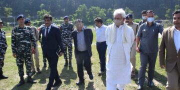 LG visits Baltal and Pahalgam