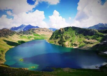 Tarsar Lake Incident: Guide’s Body Found, Tourist Still Missing    