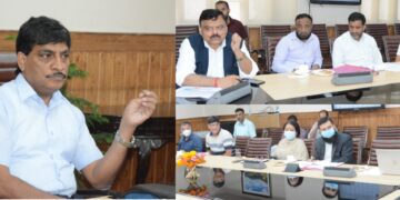 Hold monthly meetings for ‘ironing out’ issues related to development in each panchayat: CS
