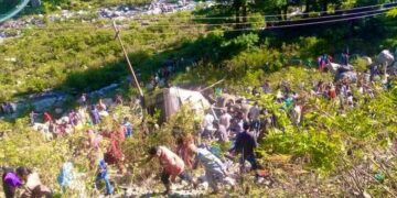 12 dead, 29 injured as mini-bus plunges into gorge in J-K’s Poonch