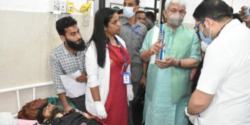 Lt Governor visits DH Poonch to enquire about health of civilians who were injured in a road accident in Sawjian, Poonch