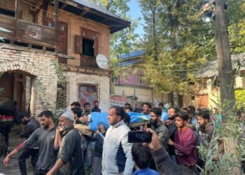 Kashmir Pandit Member Killed In Shopian