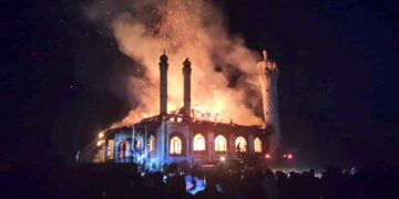 Fire Damages Jamia Masjid In Drass