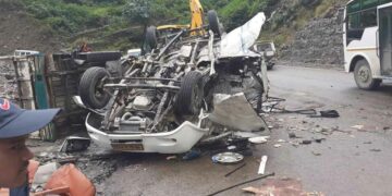 8 people killed as Sumo vehicle falls into gorge in Kishtwar