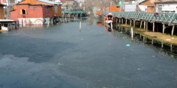 Kashmir under deep freeze as mercury plunges to minus 5.5°C in Srinagar
