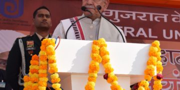 Society, education system will face challenge of motivational divide in future: LG