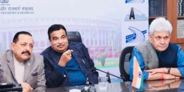 Nitin Gadkari, Sinha Reviews Progress of Highway Projects in J&K