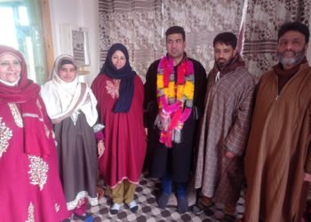 BJP Ganderbal Constituency President and Ganderbal Municipal councilor Mir Jeelani thanks his BJP councilor for supporting Advocate Altaf Lone.