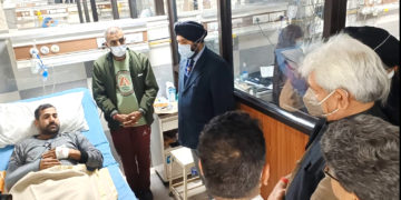 LG Visits Injured Civilians Of Dhangri Incidents