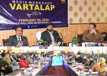 PIB Srinagar organises Media Workshop “Vartalap” at Ganderbal