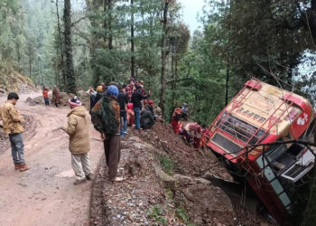 Around 20 people injured in bus accident in Udhampur