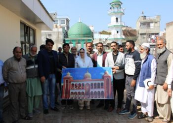 Dr Darakhshan Andrabi held a long meeting with BJP leaders at Surankote to devise multi pronged strategy to expand party base in all areas.