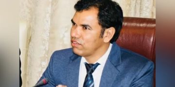 G20 Summit: Div Com Kashmir visits SKIMS Soura, Kashmir Nursing Home