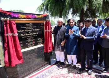G20 meeting will boost tourism, investment flow in J&K: LG