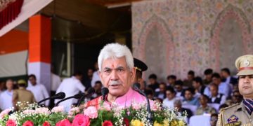 There’s Increase In Foreign Tourists Arrival To Kashmir: Sinha