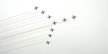 IAF symbol of strength, bravery: LG, attends air show
